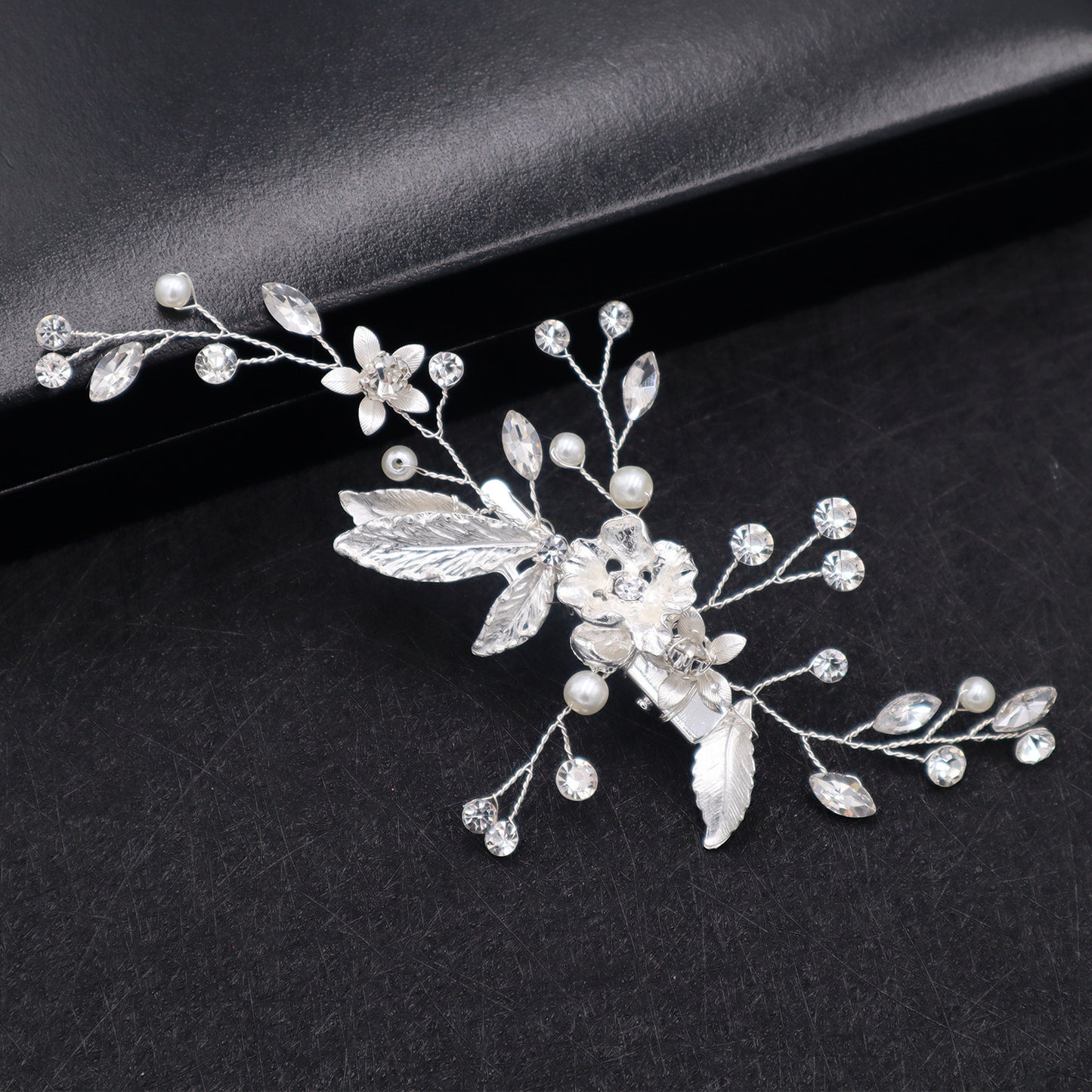 Handmade Pearl Rhinestone Hair Clip Bridal Wedding Hairpiece
