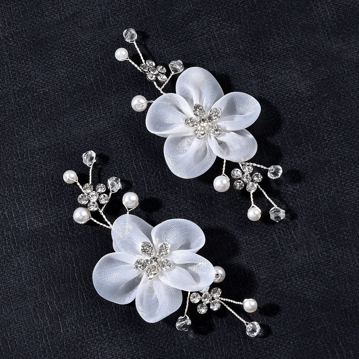 Handmade Pearl Flower Bridal Shoes with Diamond Decoration