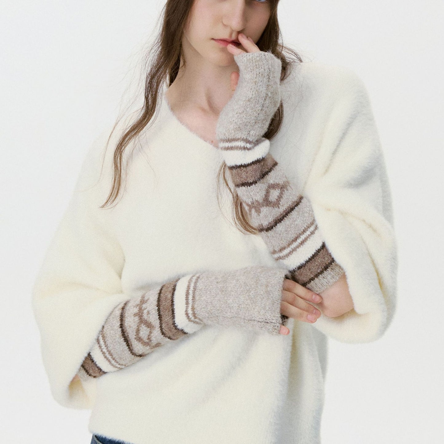 Retro Color Block Knitted Hat & Mittens Set