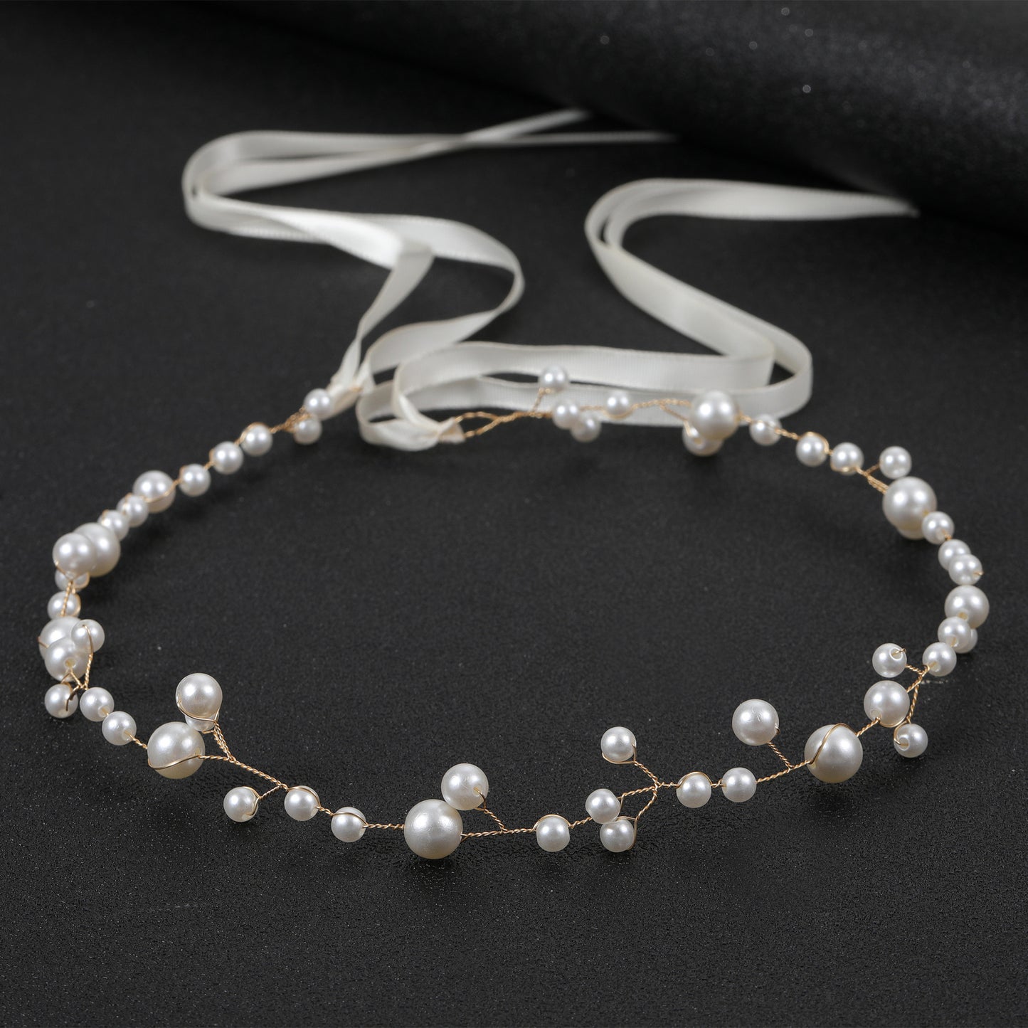 Trendy Pearl Minimalist Bridal Headband Hairpiece