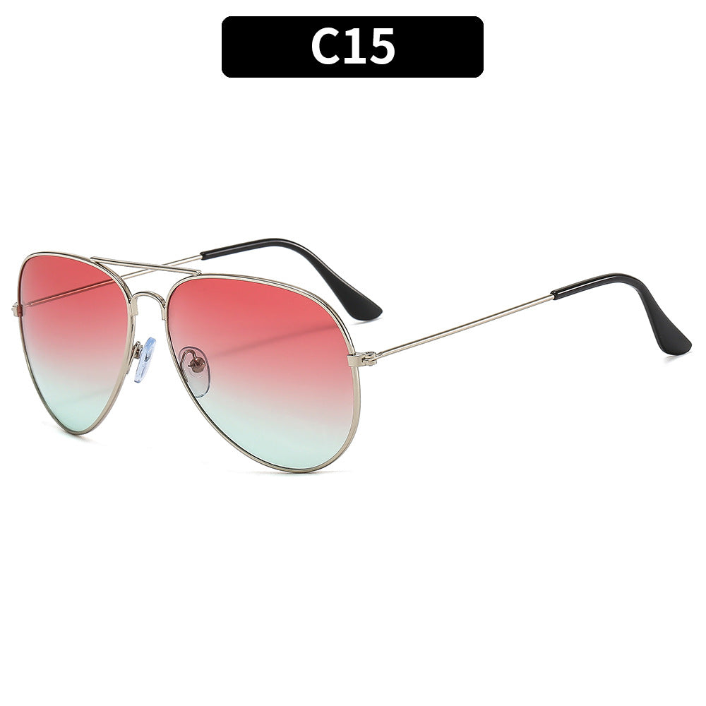 Retro Metal Frame Sunglasses with UV400 Protection