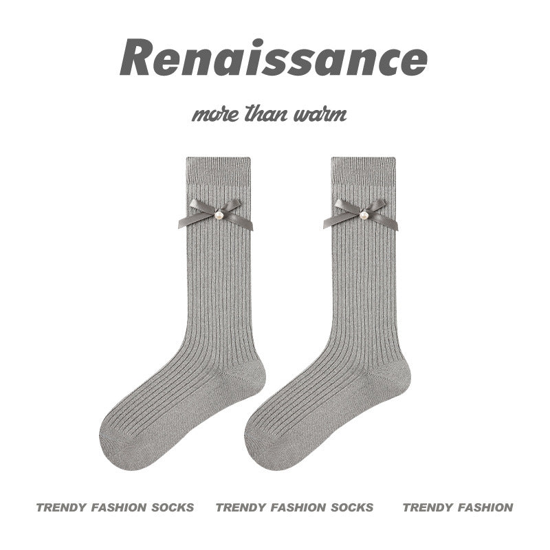 Renaissance Creative Mid Calf Scallop Edge Cotton Socks