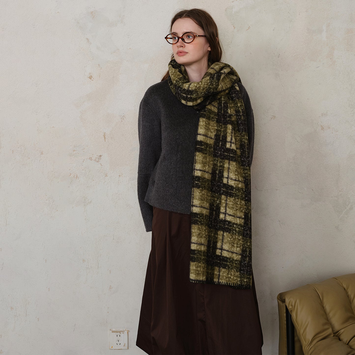 Lazy Scottish Checkered Wool Scarf for Women - Stylish Versatile Wrap