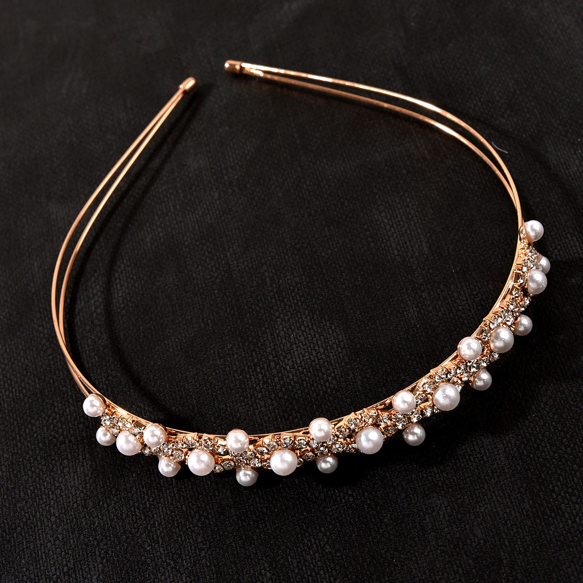 Elegant Pearl Embellished Bridal Headband