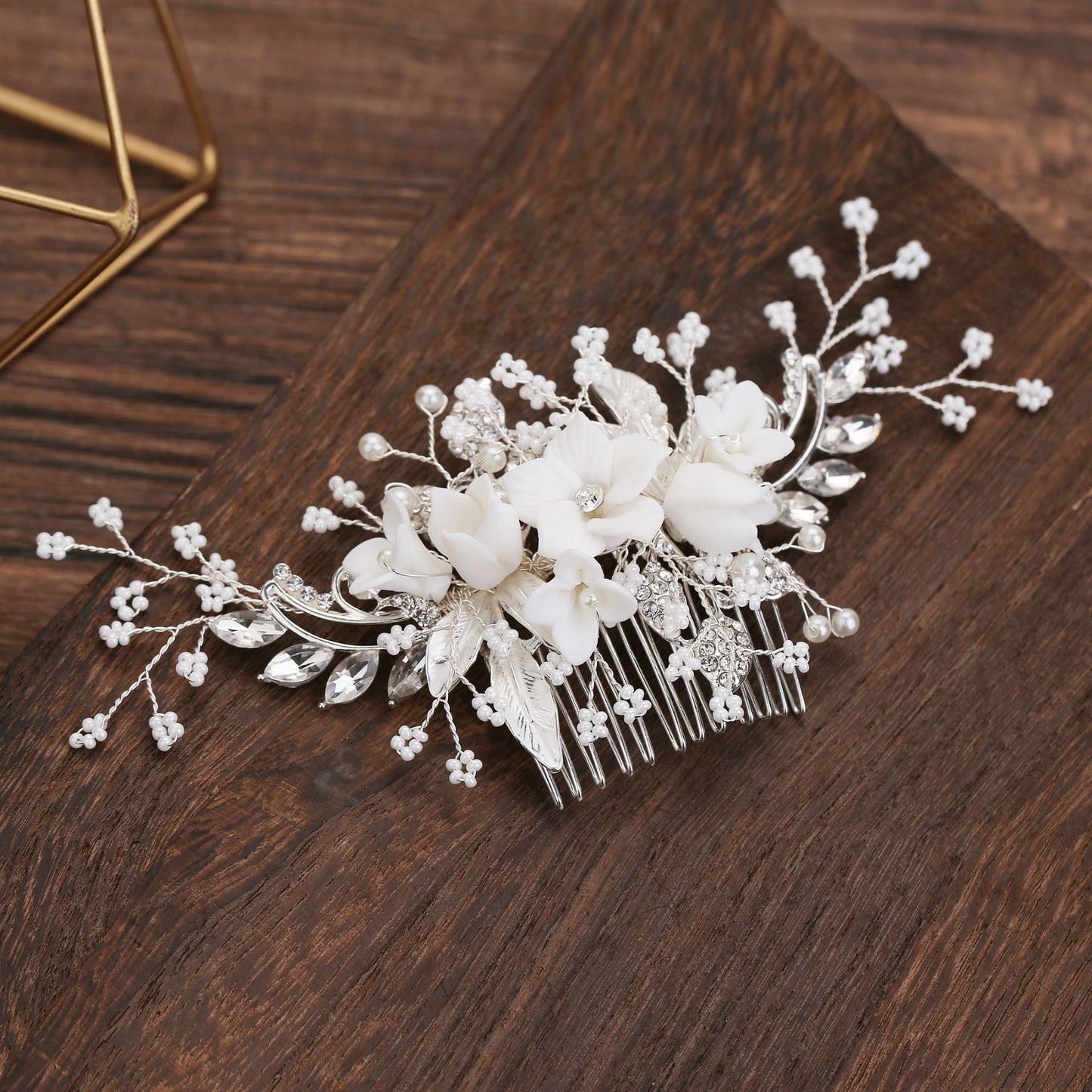 White Floral Comb Elegant Wedding Hairpiece Bride