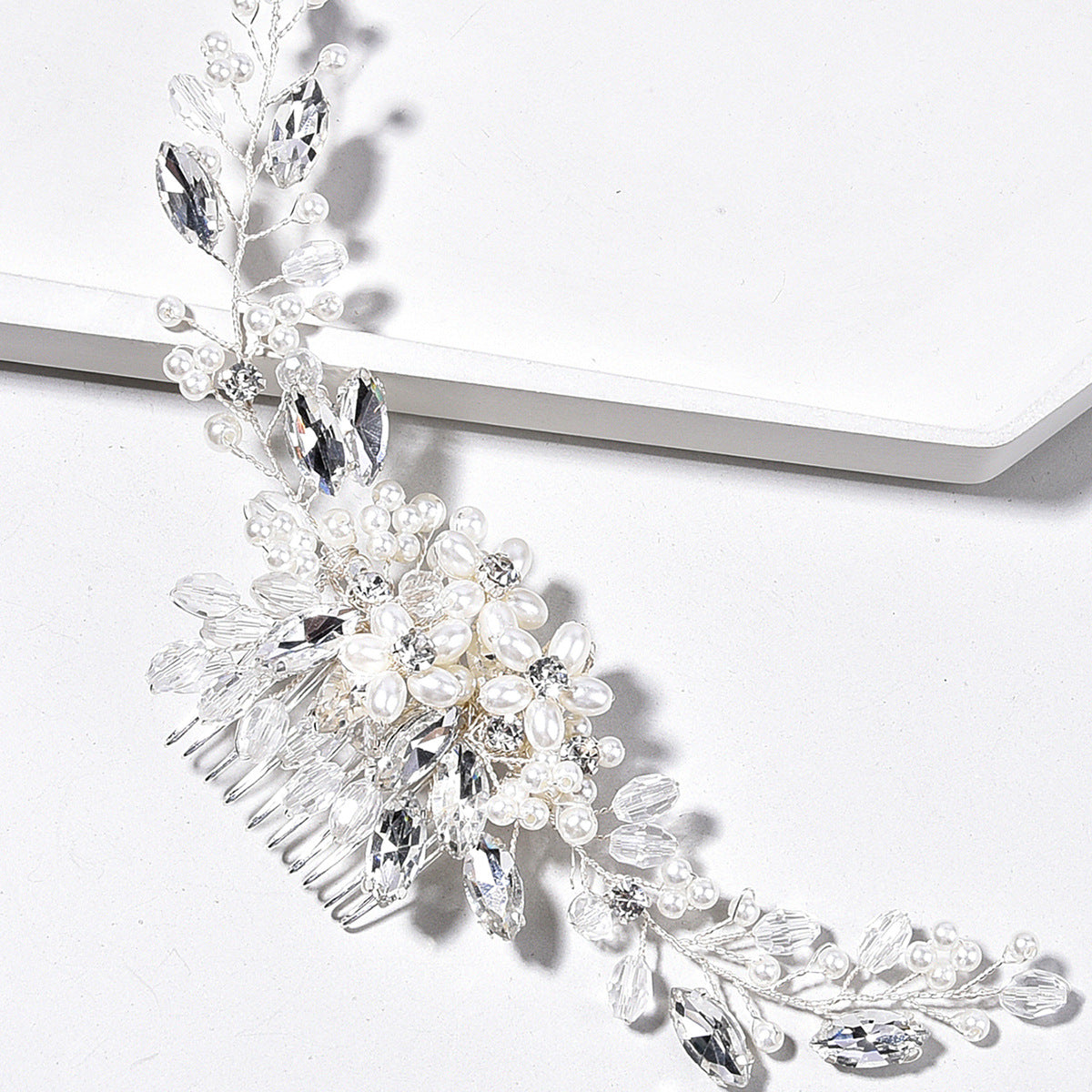European Style Pearl Wedding Hair Comb Bridal Hairpiece