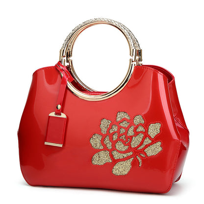Fashionable Red Patent Leather Handbag Trendy Shell Bag