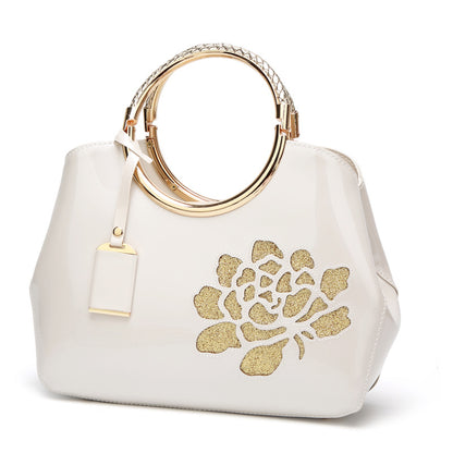 Fashionable Red Patent Leather Handbag Trendy Shell Bag