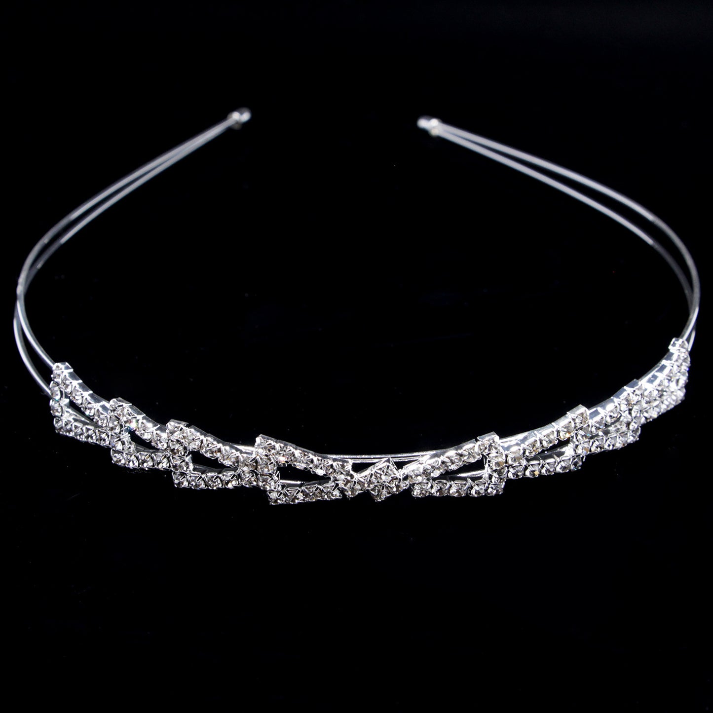 Elegant Pearl Embellished Bridal Headband