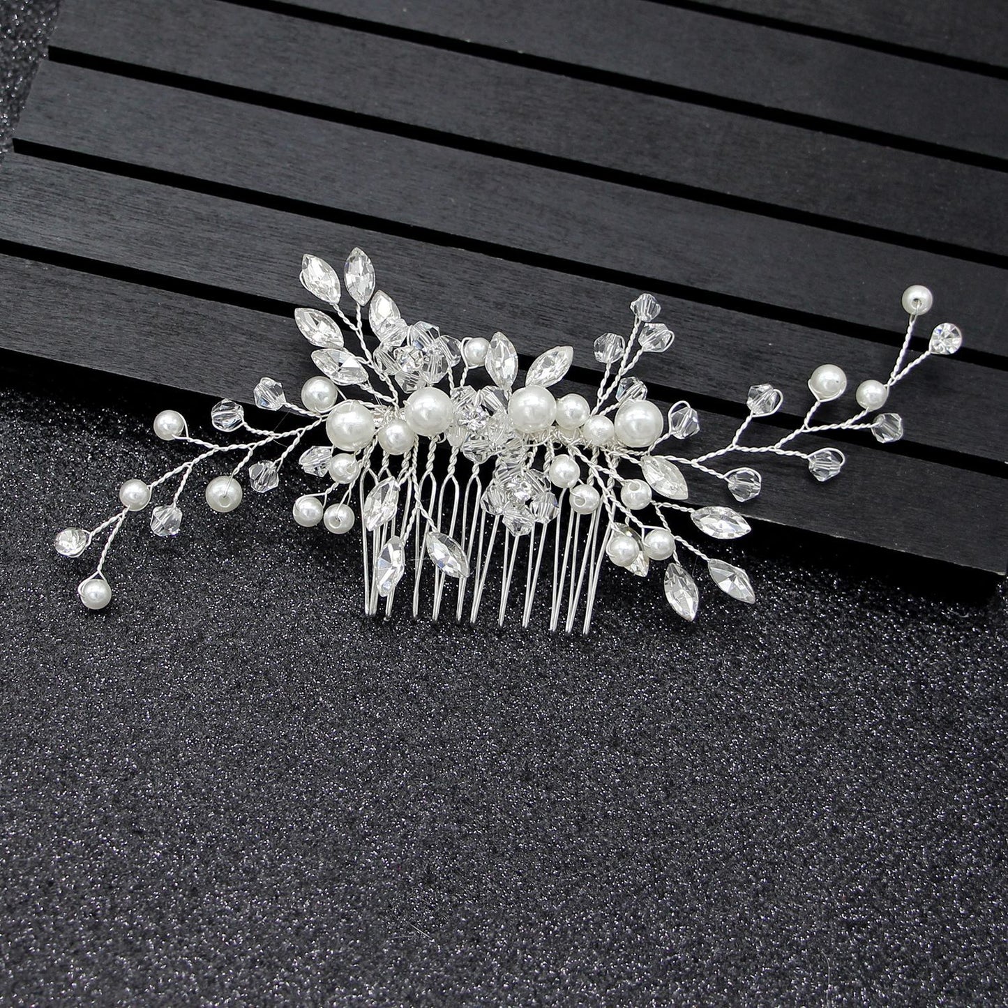 White Crystal Pearl Hair Comb Elegant Bridal Hairpiece