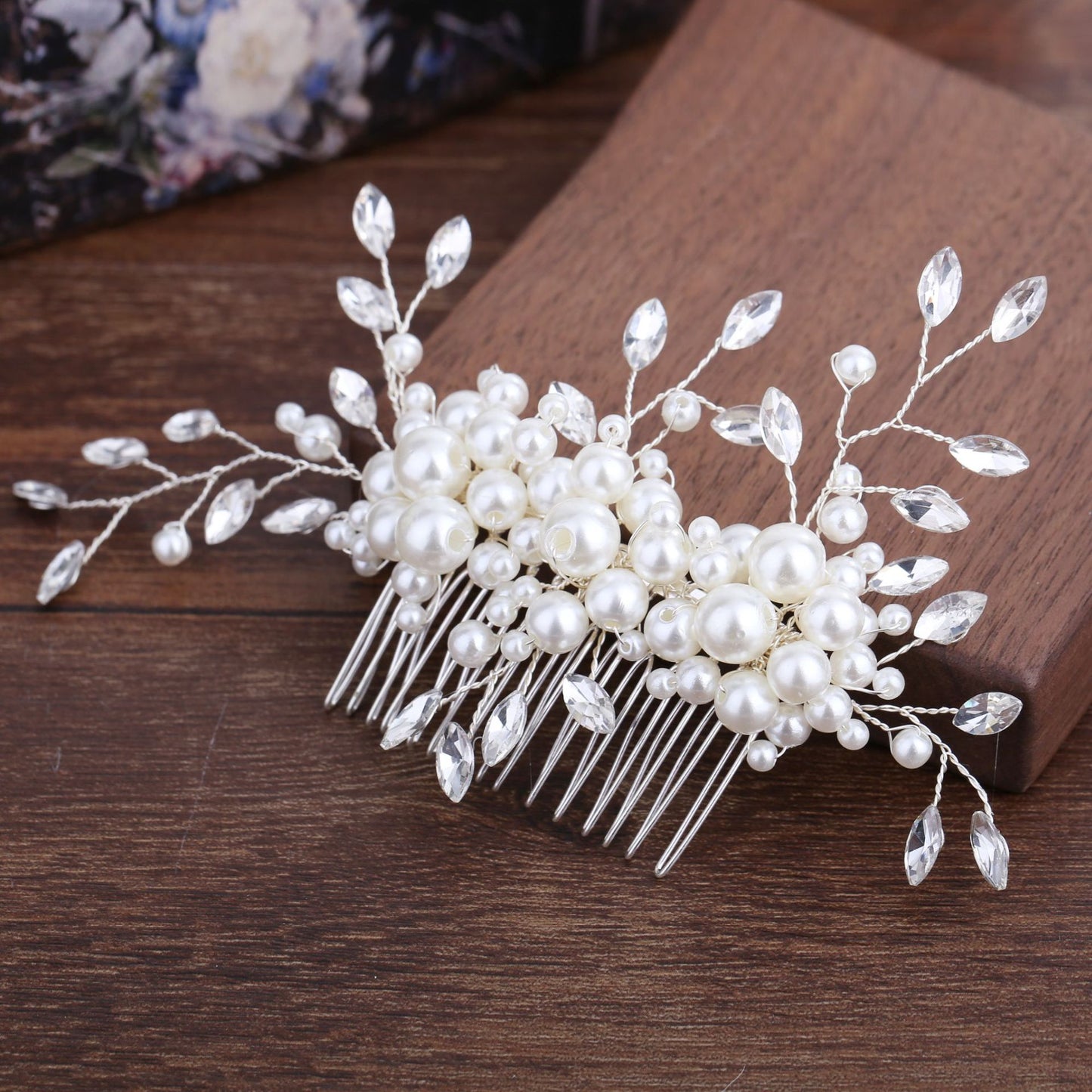 Handmade Pearl Flower Wedding Hair Comb Rhinestones