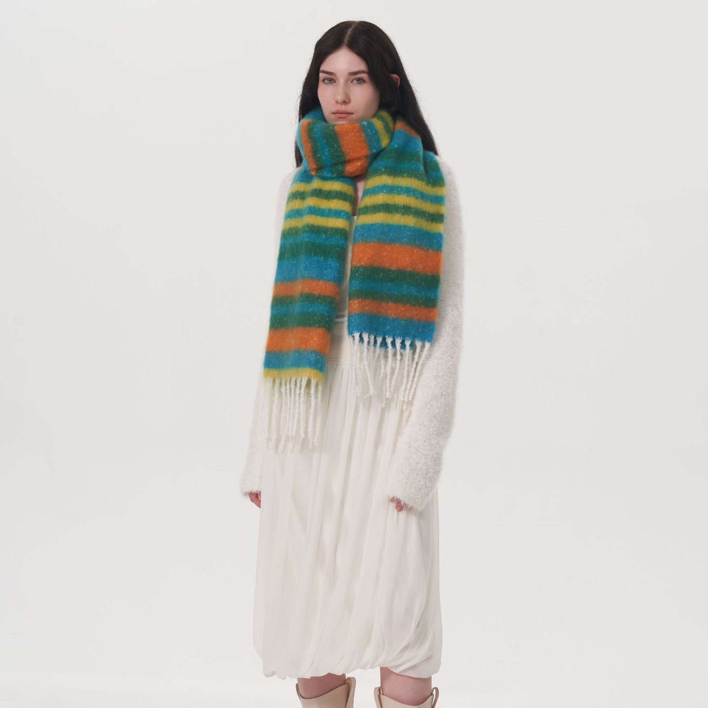 Woven Plaid Scarf for Women – Warm and Stylish