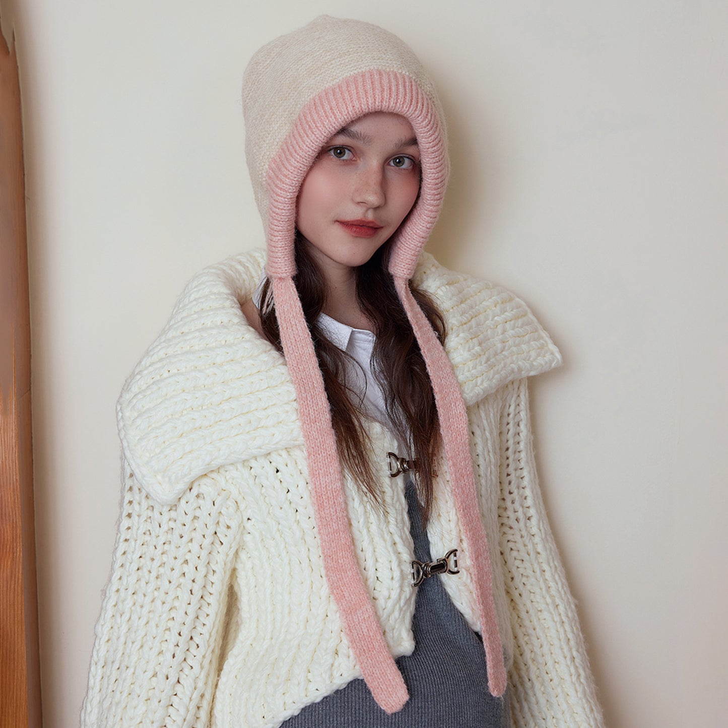 Color-Blocked Knitted Beanie Hat for Women - Warm and Stylish