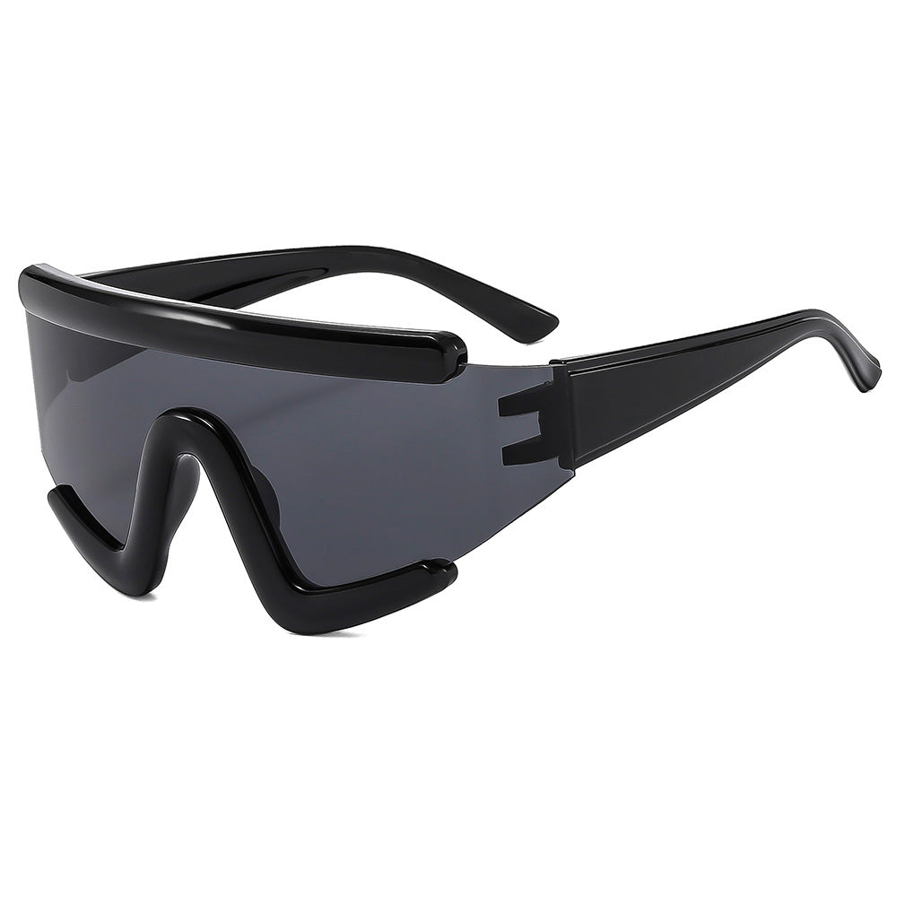 Trendy Oversized Cycling Sunglasses UV400 Protection Fashionable Eyewear