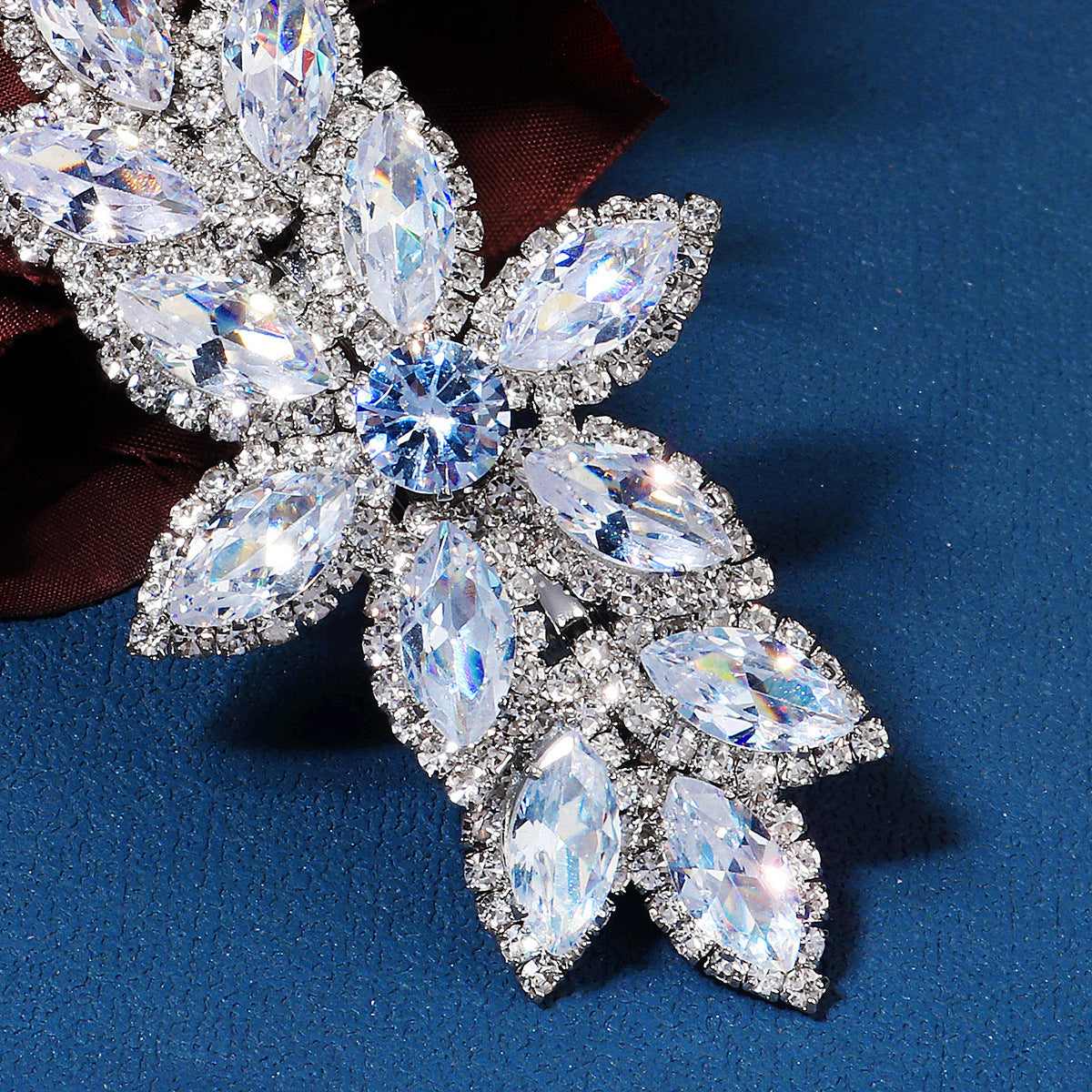 Elegant Flower Design Rhinestone Hair Clip For Women