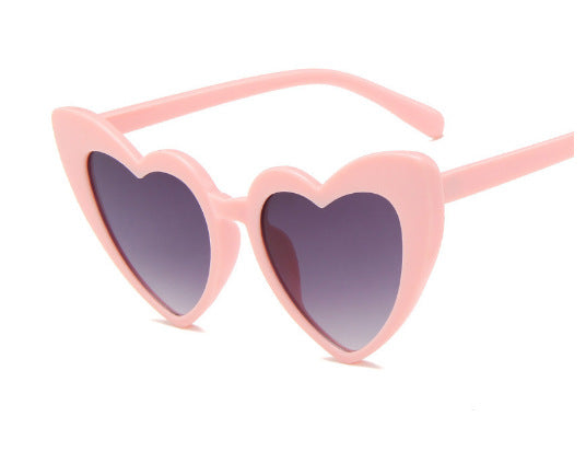 Trendy Heart-Shaped Sunglasses Colorful UV400 Beach Accessories