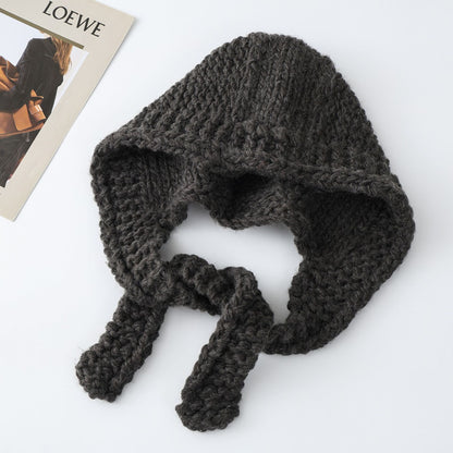 Fashionable Hand-Knitted Warm Beanie With Adjustable Strap