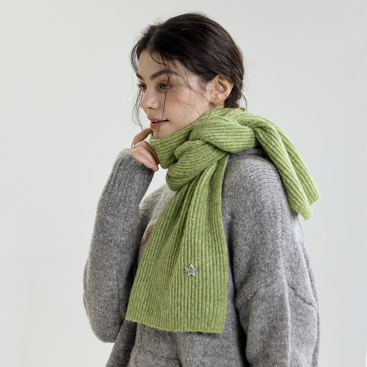 Fashionable Knit Star Pattern Scarf with Warm Neck Protection