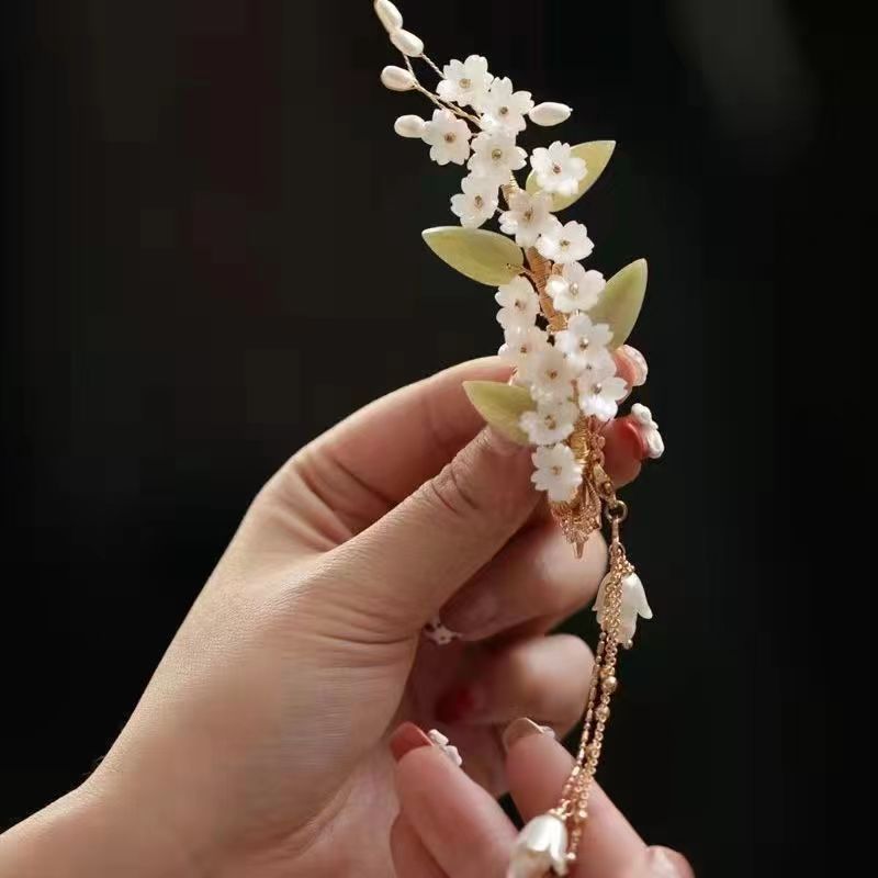 Classic Floral Tassel Hair Clip Side Hair Accessory