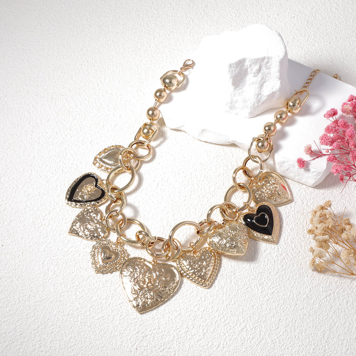 Alloy Chain Necklace Heart Pendant Casual Chic