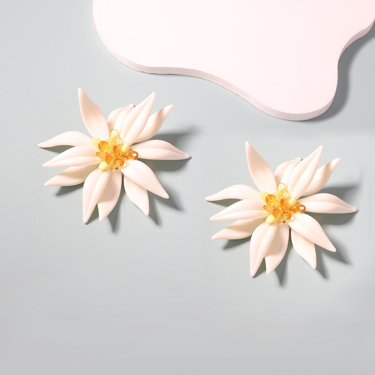 Earrings White Flower Resin Lightweight Hypoallergenic