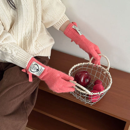 Stylish Knit Gloves with Bow Design and Touchscreen Functionality