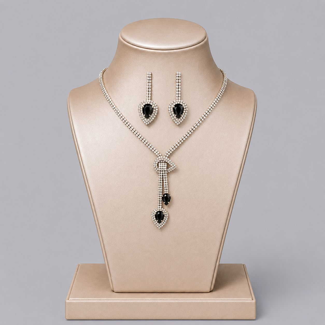 Elegant Crystal Jewelry Set with Necklace and Earrings for Parties