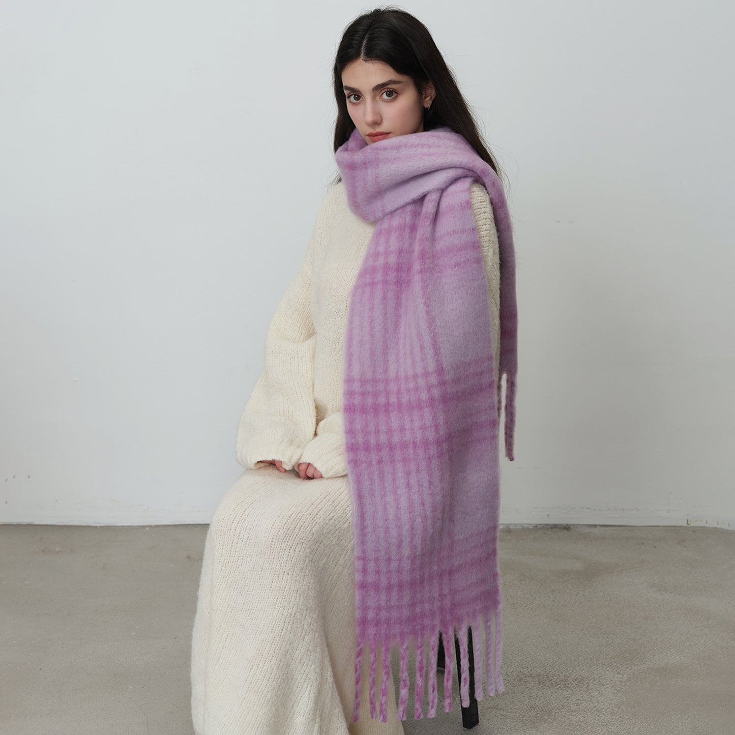 Vintage Plaid Scarf for Women - Cozy Warmth for All Occasions