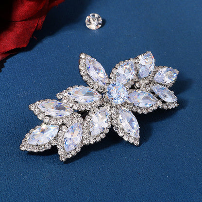 Elegant Flower Design Rhinestone Hair Clip For Women