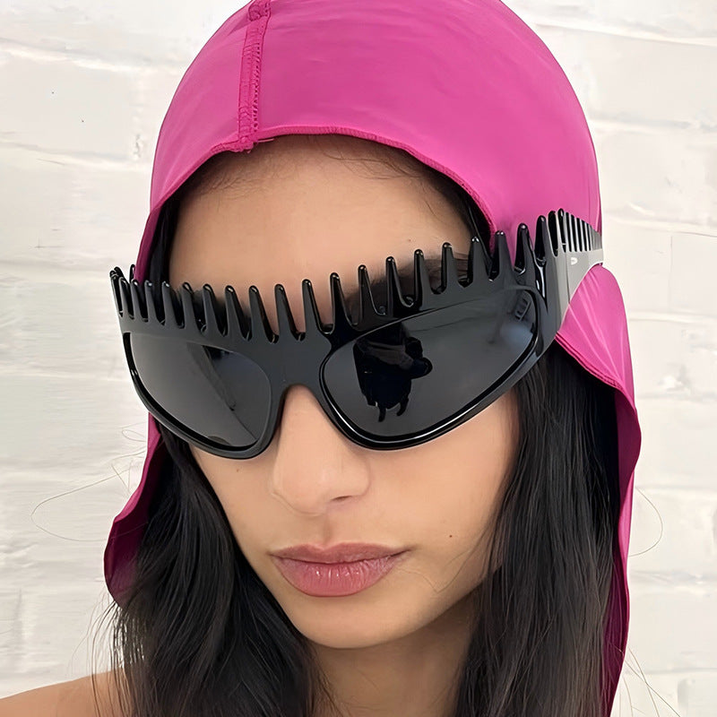 Stylish Oversized Sunglasses UV400 Protection Chic Design