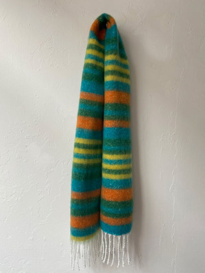 Woven Plaid Scarf for Women – Warm and Stylish