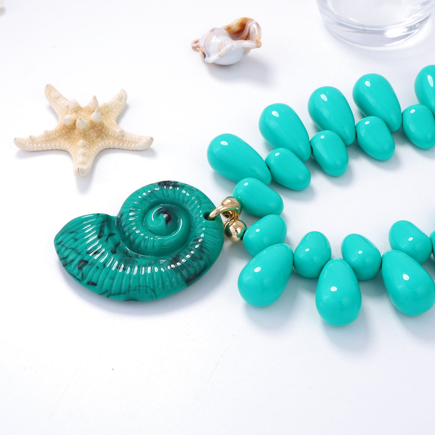 Necklace Beaded Seashell Animal Pendant Statement