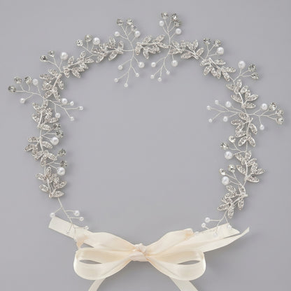 Exquisite Pearl and Crystal Flower Headpiece for Bridal Photoshoots