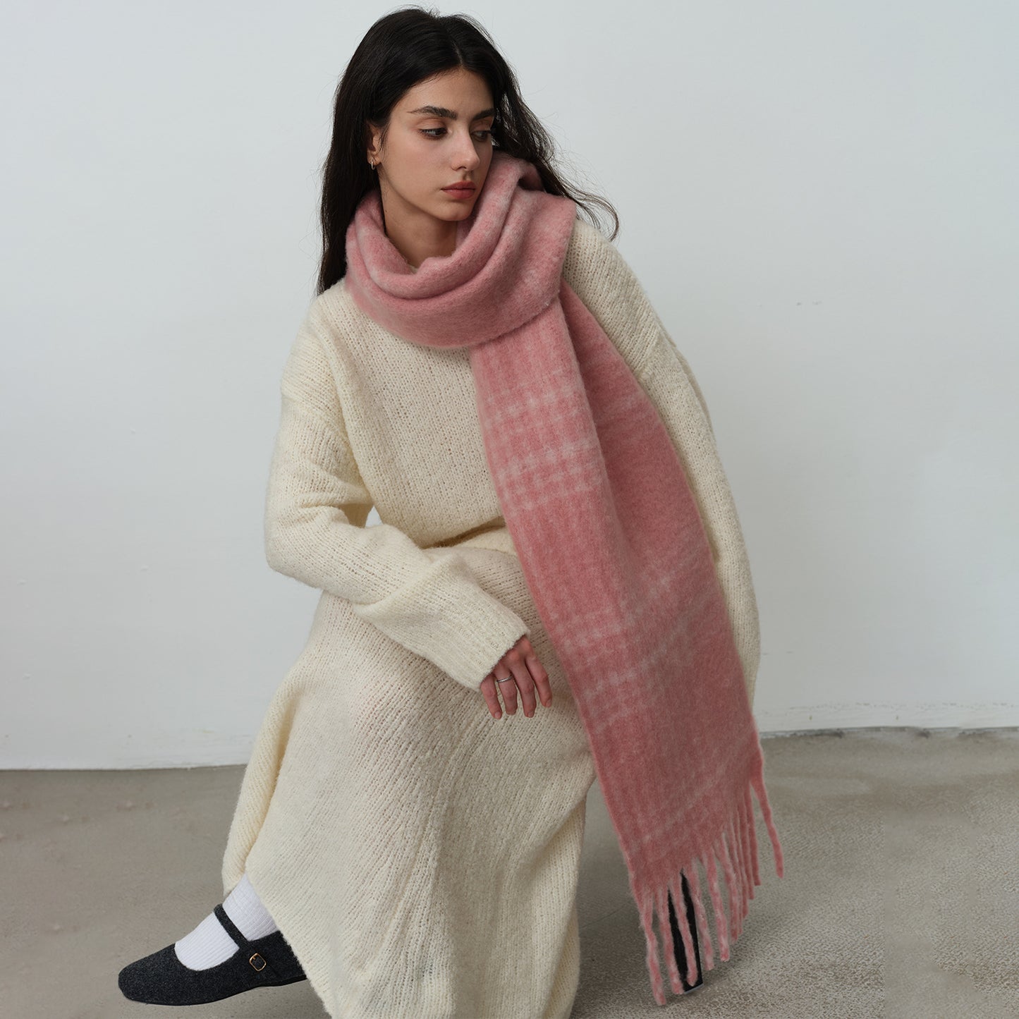 Vintage Plaid Scarf for Women - Cozy Warmth for All Occasions