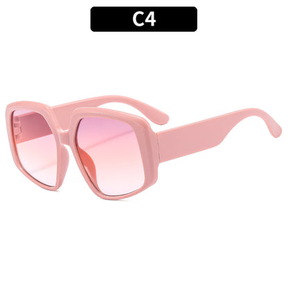Trendy Oval Frame Sunglasses for Women