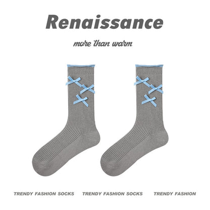 Renaissance Creative Mid Calf Scallop Edge Cotton Socks