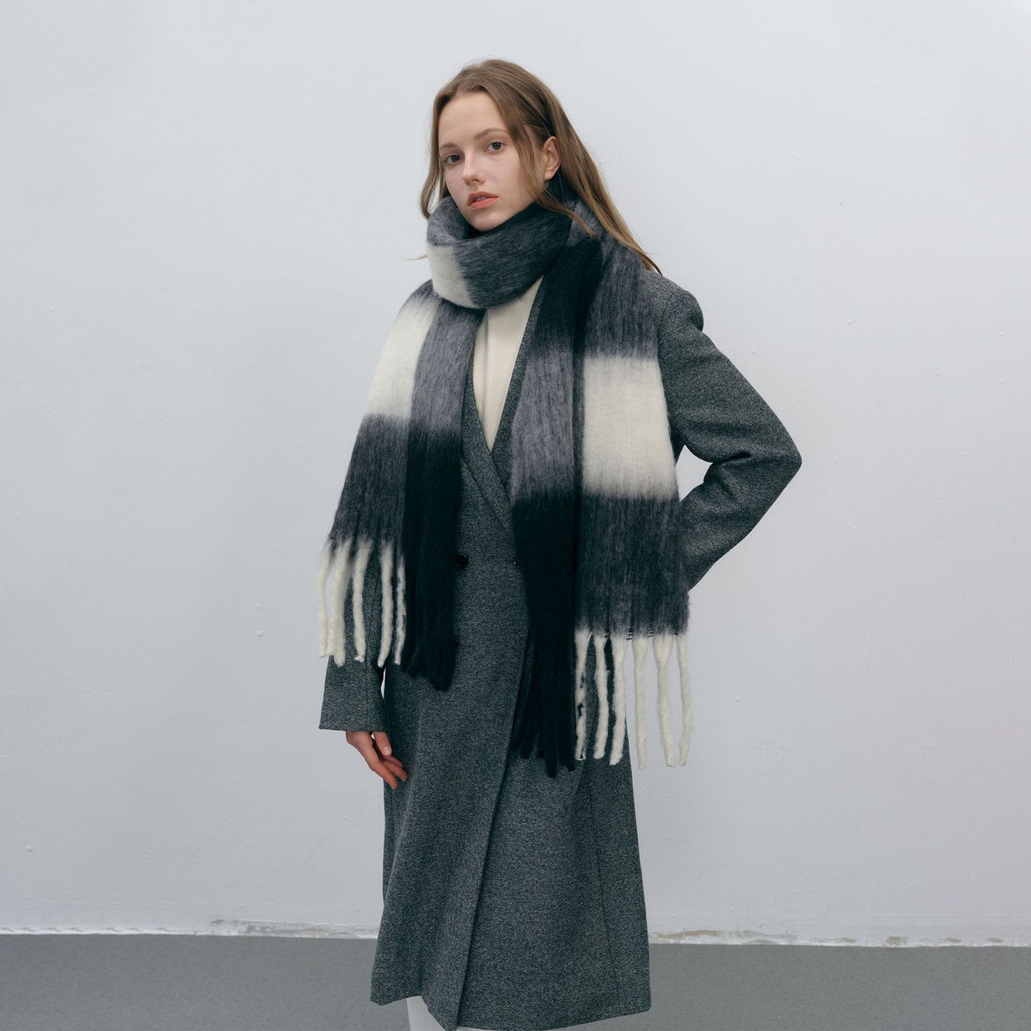 New Large Plaid Scarf for Women - Warm & Cozy
