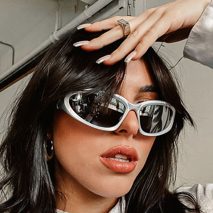 Y2K Style Oval Sunglasses with UV400 Protection