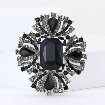 Luxury Alloy Crystal Brooch for Women Elegant Geometric Lapel Pin