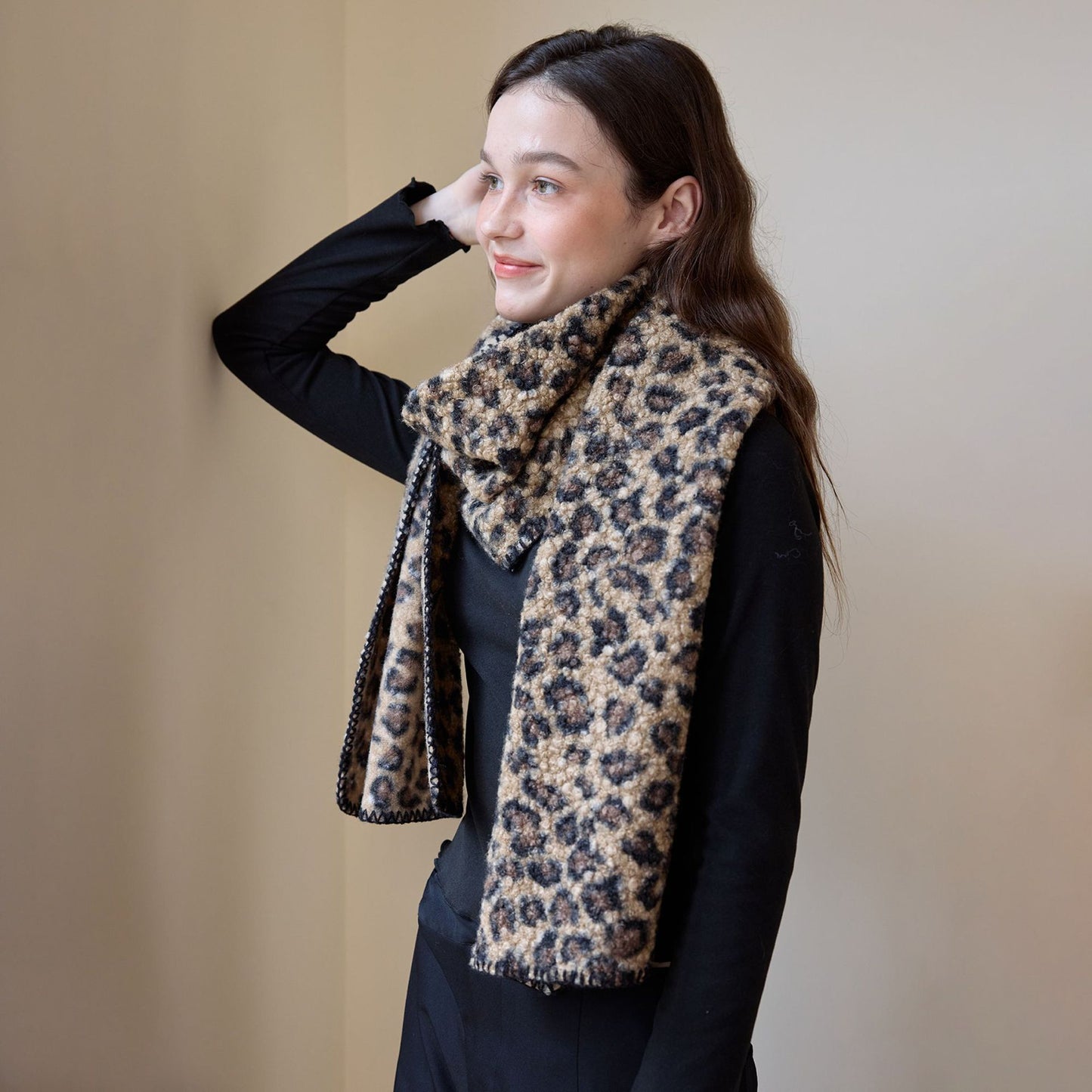 New Double-Sided Printed Leopard Print Scarf for Women - Stylish and Versatile