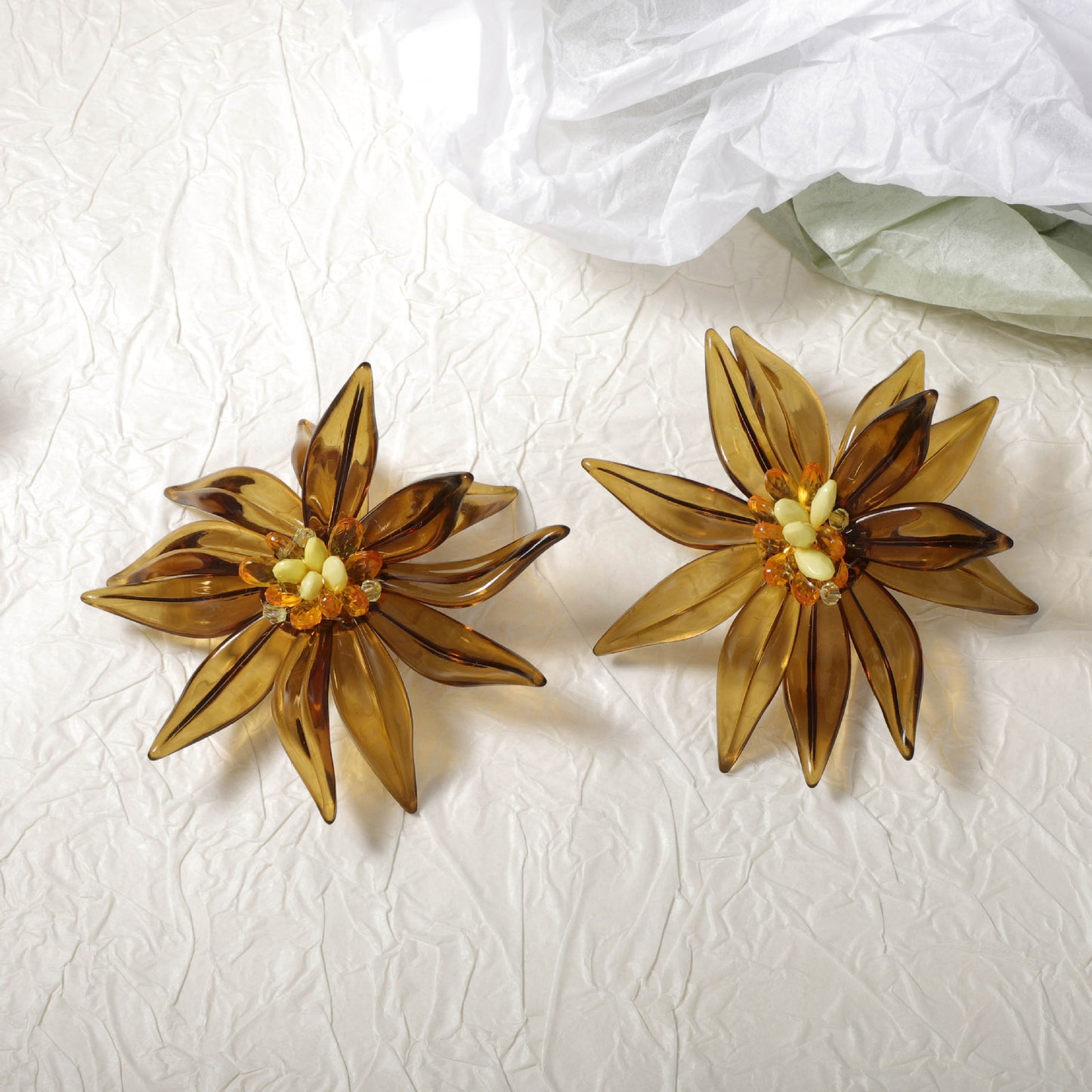 Earrings White Flower Resin Lightweight Hypoallergenic
