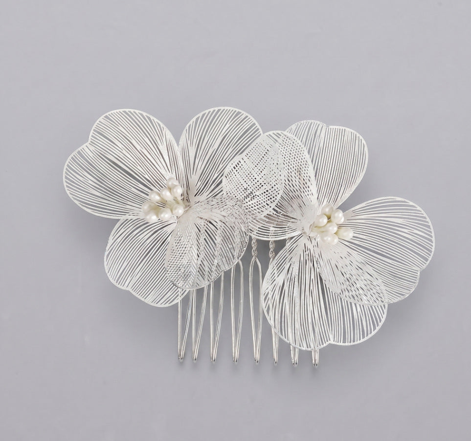 Exquisite Pearl and Crystal Flower Headpiece for Bridal Photoshoots