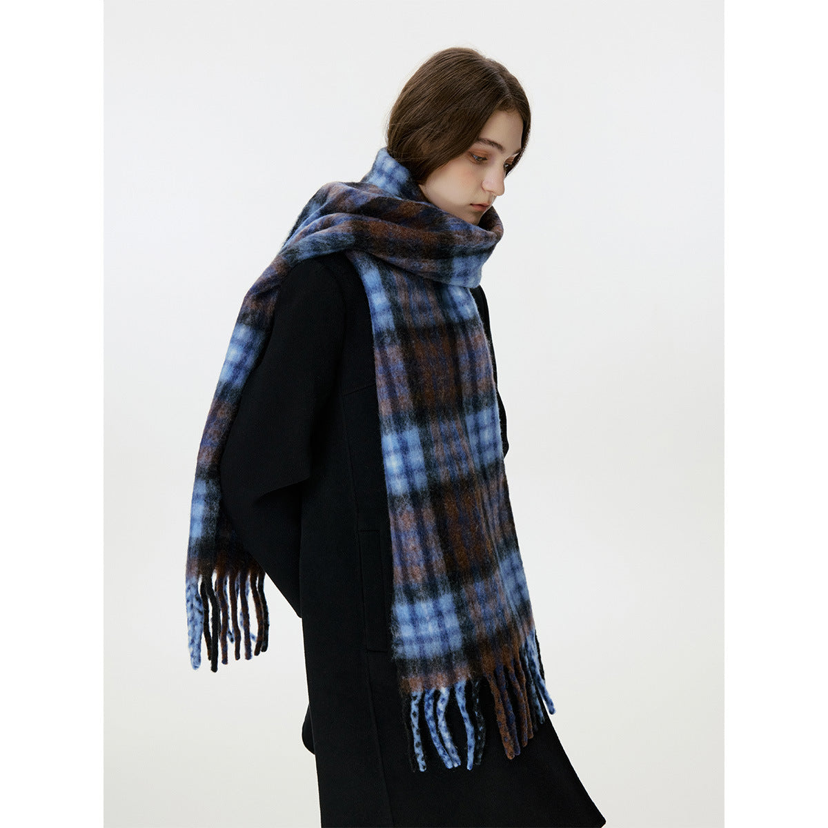 High-Quality Blue Brown Plaid Scarf Cozy Warm Shawl for Men and Women