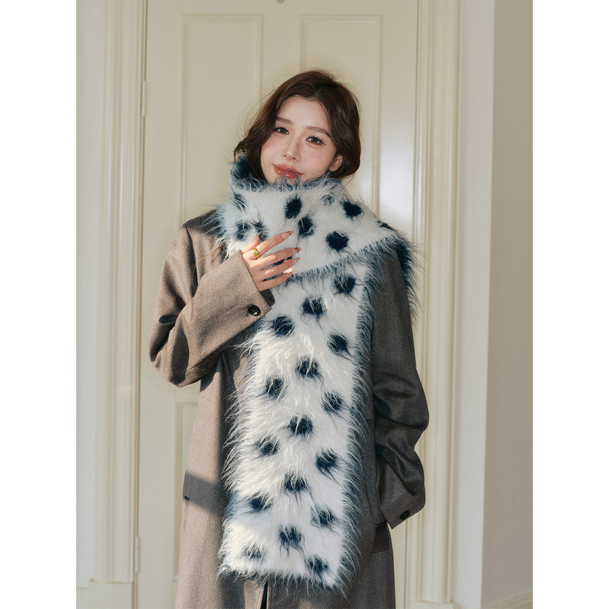 Vintage-Inspired Polka Dot Wool Knit Scarf for Women