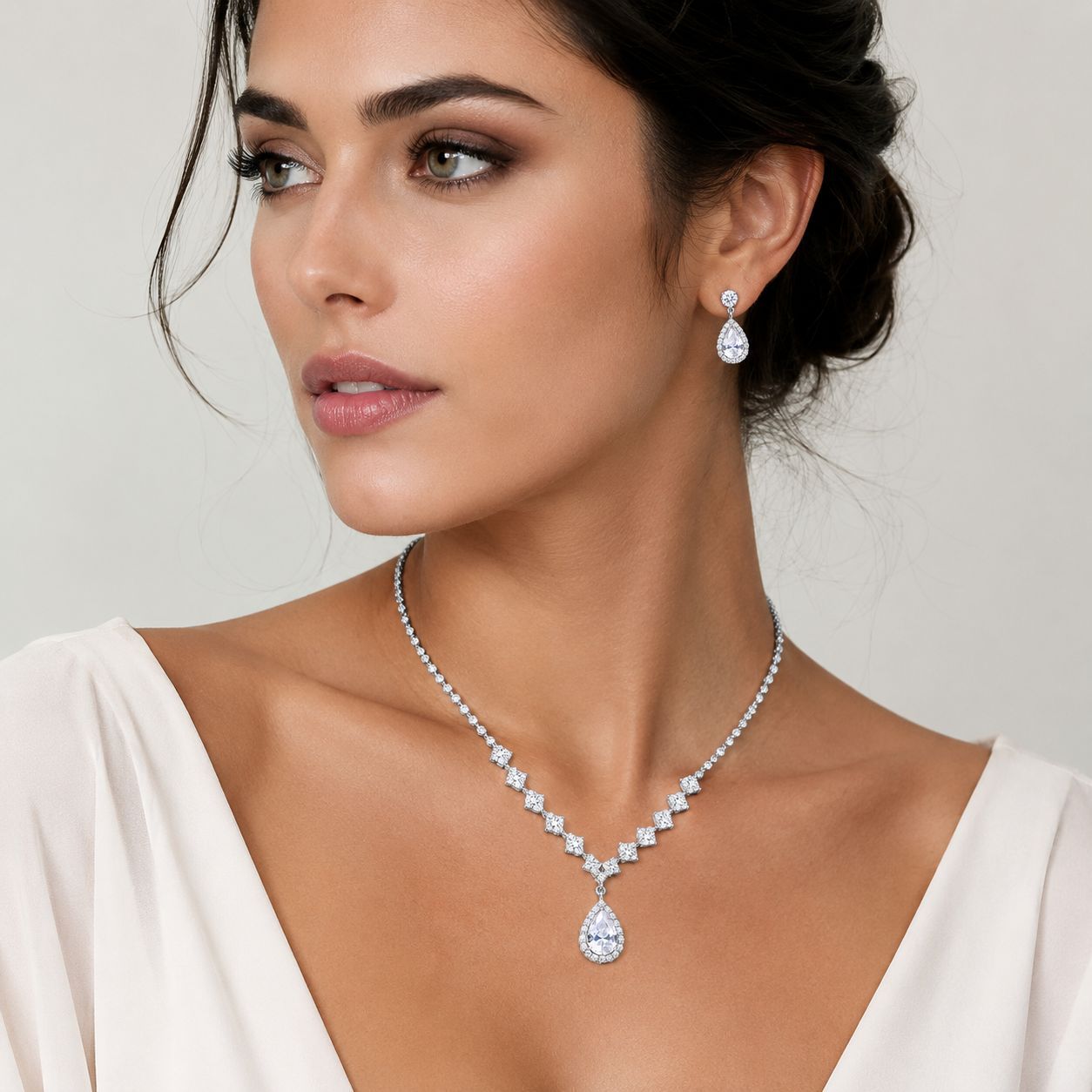 Elegant Vintage Pearl Jewelry Set – Necklace and Earrings for All Occasions