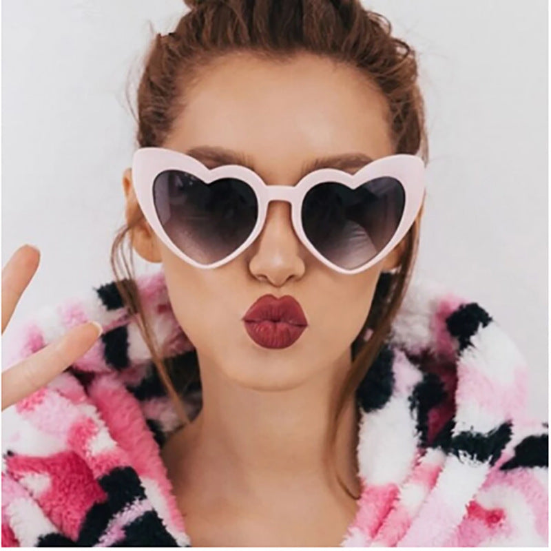 Trendy Heart-Shaped Sunglasses Colorful UV400 Beach Accessories