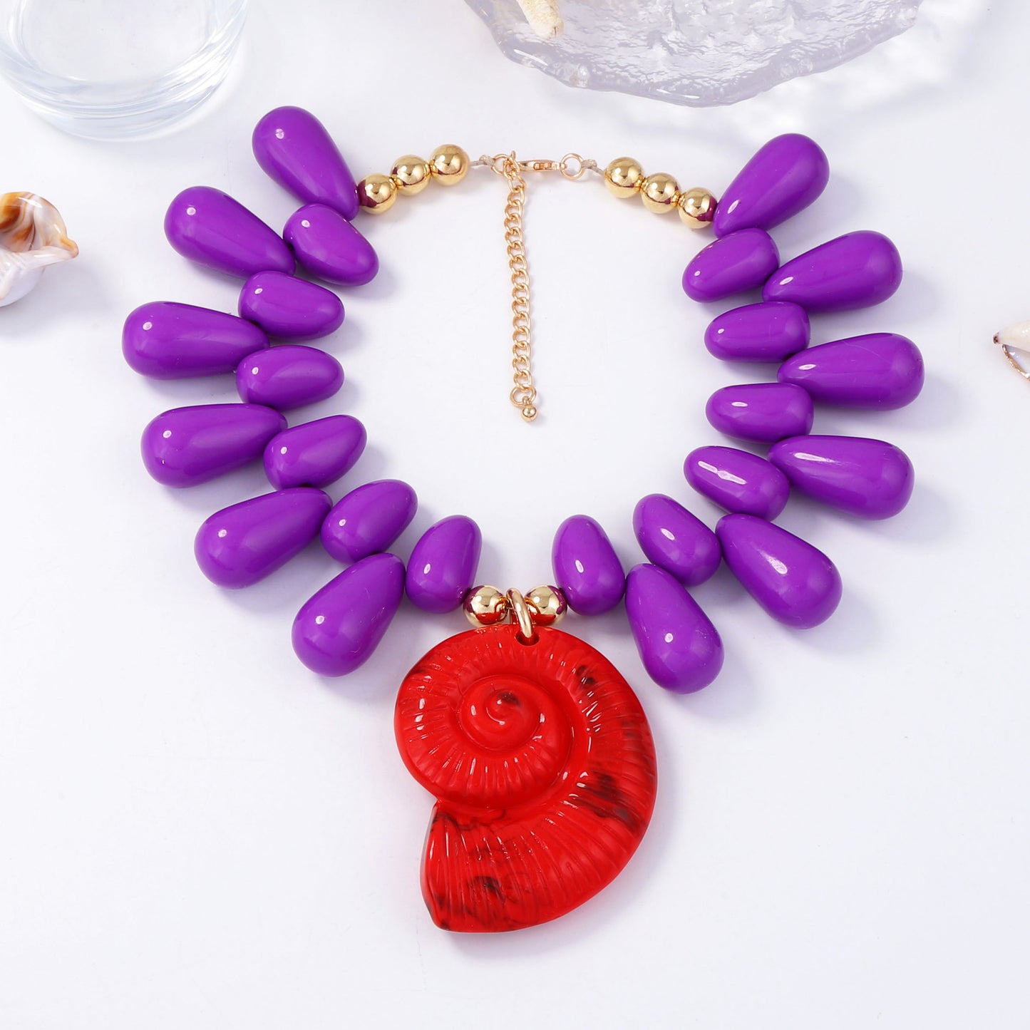 Necklace Beaded Seashell Animal Pendant Statement