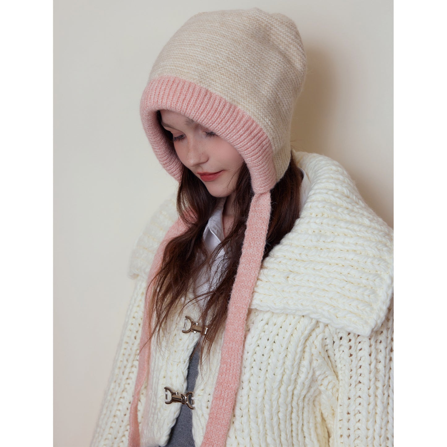 Color-Blocked Knitted Beanie Hat for Women - Warm and Stylish