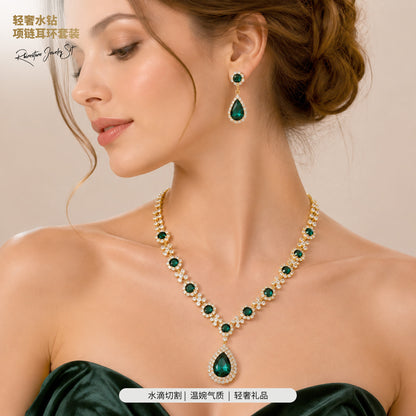 Elegant Crystal Jewelry Set with Necklace and Earrings for Parties
