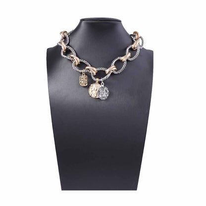 Alloy Geometric O Ring Badge Necklace Casual Chic